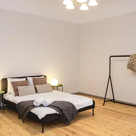 Appartement Brand-new 4br For 8 - Quiet & Easy 1st Floor *